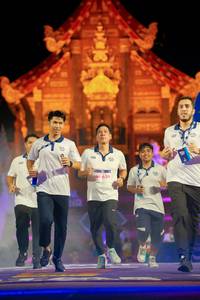 BIB: 629
                            <button type="button" onclick="openModal(22475996)" class="btn btn-primary btn-sm float-right btn-popup" data-toggle="modal" data-target=".modal-high-quality">
                        <i class="fas fa-shopping-cart"></i> Add to Cart
                    </button>
                                            <button type="button" onclick="isThisMe(22475996, true)" class="btn btn-success btn-sm float-right btn-popup btn-isme hidden" data-toggle="tooltip" data-placement="bottom" title="นี่คือรูปของคุณใช่ไหม คลิกที่นี่เพื่อเอาเข้าอัลบั้ม">
                        <i class="fas fa-plus"></i> Add to album
                    </button>
                    <button type="button" onclick="isThisMe(22475996, false)" class="btn btn-warning btn-sm float-right btn-popup btn-isnotme hidden">
                        <i class="fas fa-ban"></i> Remove from album
                    </button>